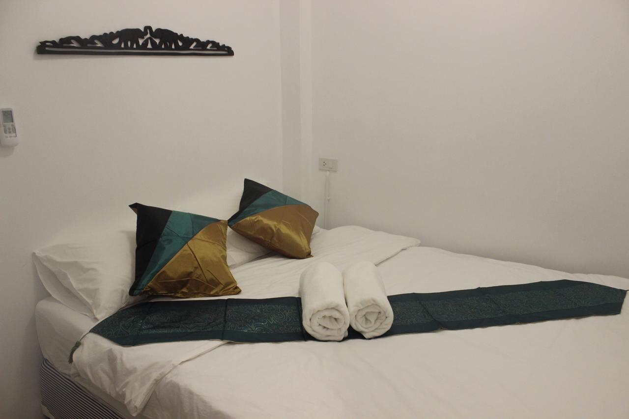 Rak Khun Hostel Чиангмай Екстериор снимка